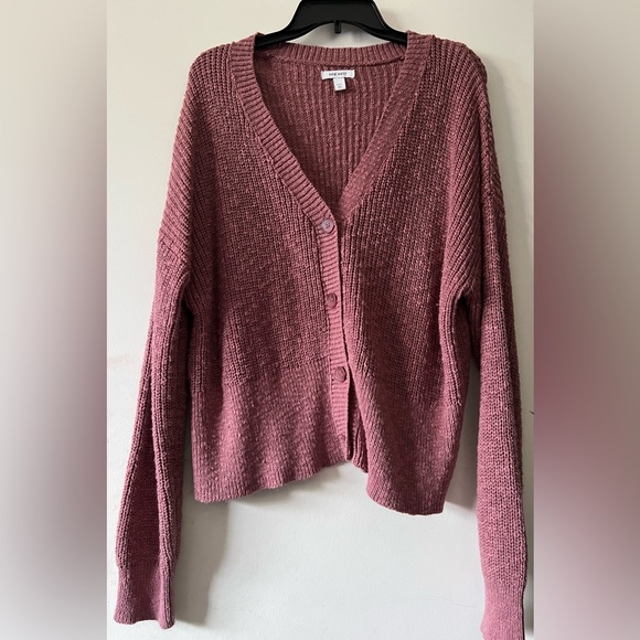 Beautiful Nine West V-neck button up sweater. - Picture 9 of 11